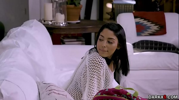 Isiah Maxwell fickt Vanessa Sky doggy