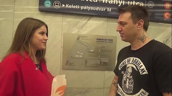 ¡ADOLESCENTE RUSA recibe CORRIDA en su COÑO FERTIL de AMERICAN STRANGER!