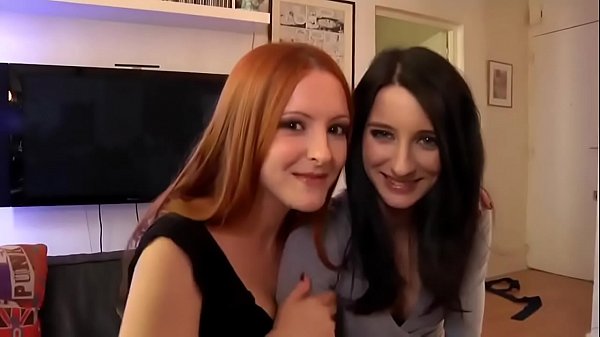 HD French-2 little sluts http://www.eighteen.tv