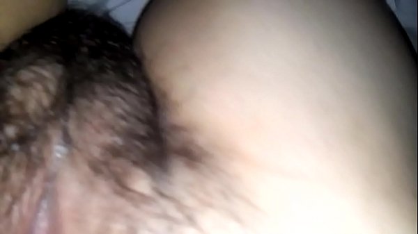 Erstaunliches Teenie-Mädchen tanzt im Amateurbereich