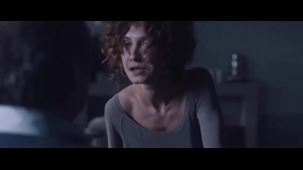 Scena di sesso con Ece Dizdar - &Ccedil_ekmeceler Film