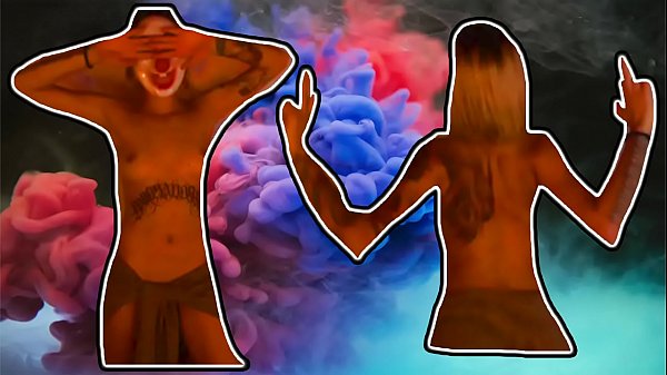 Sensuale ragazza teenager si diverte in cam_porn