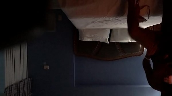 Video amateur oculto de esposa y amante infieles