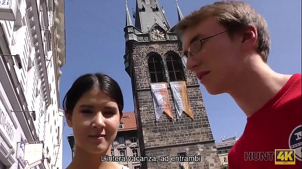 CACCIA4K. Ha passato le vacanze sul mio cazzo