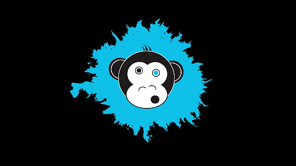 La sexy Amai Liu da sola con la sua macchina fotografica