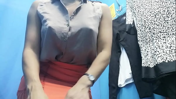 Teenie-Amateur-Strips-Video