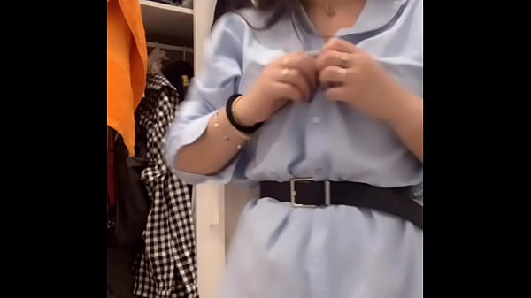 GIRL 23 years old Spanish carelessness