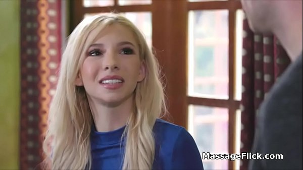 Private ölige Sixty-Nine-Massage mit heißer Blondine