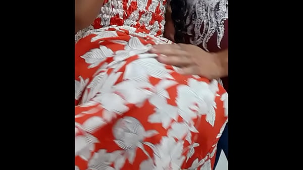 Beautiful Teen shows off teen