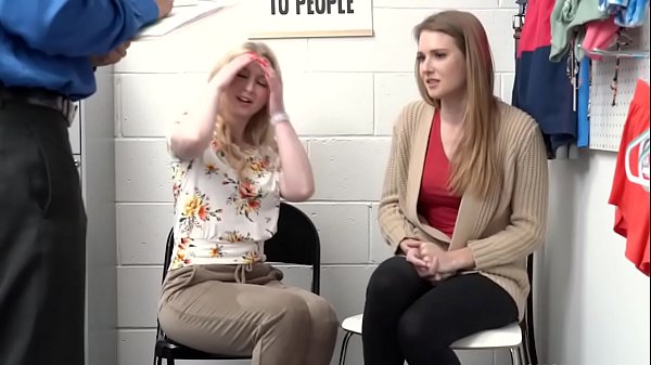 Jetzt harter Sex in einem Sicherheitsbüro!