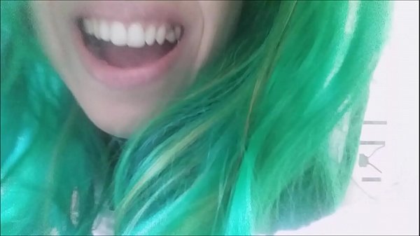 ça devient mauvais et... tellement salope