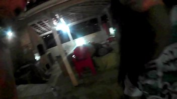 Nos quedamos en la barbacoa y echamos un buen polvo hasta que nos corrimos mucho.