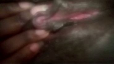 Estoy cachondo y no puedo evitarlo. Coño Mojado En Solitario