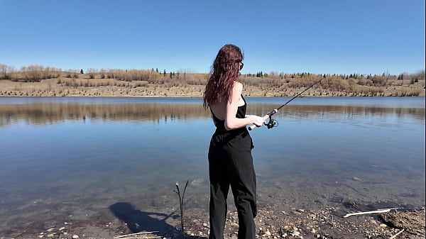 Stieftochter lernt Angeln