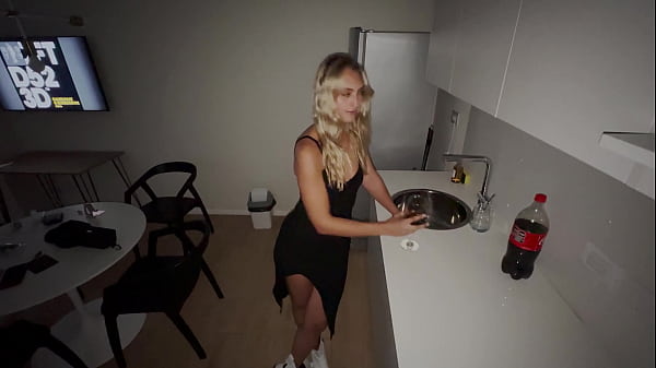 Die Stiefschwester meines Freundes will wieder meinen RIESIGEN SCHWANZ! CREAMPIE - BABYDOLL x COFLA24CM