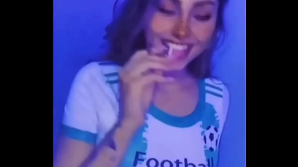 Adolescente squirting muestra vídeo