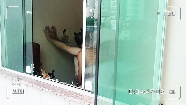 C&acirc_mera escondida flagrou o homem morcego tomando conta do garoto prod&iacute_gio (COMPLETO NO RED)