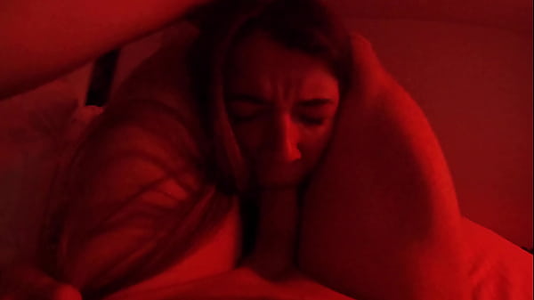 Petite amie persuadée en vidéo / Sperme dans la bouche