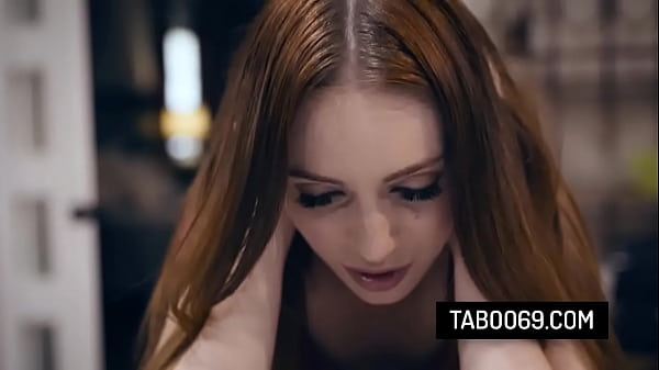 Die schwangere Teenagerin Maya Kendrick wird vom Stiefvater ihres Freundes gefickt