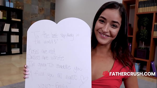 Calda e adorabile teenager si diverte - familial_relations