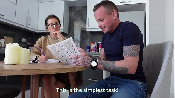 Schulmädchen wird vom Nachhilfelehrer ANAL gefickt!