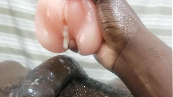 Muschi- und Arschficken brachten mich zweimal zum Abspritzen