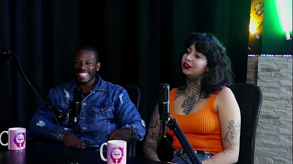 He told how they met, goes to the swing house &agrave_ work and when he caught a complicated couple... - My Hell Williams &amp_ Hyoran Carvalho (SHEER/RED)