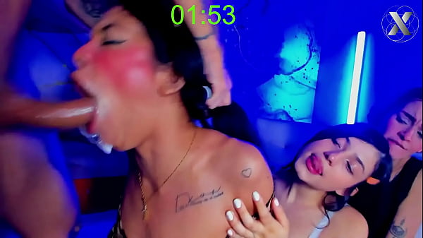 Candy prova un cazzo enorme in gola