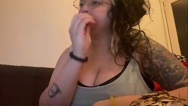 RIESIGE TITTEN IGONRE DICH