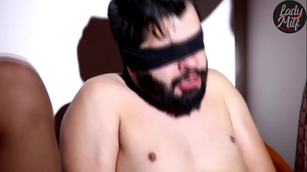 A un hombre lo pillaron haciendo trampa así que su esposa y yo vamos a humillarnos y mostrárselo a todos (Subtítulos en inglés)