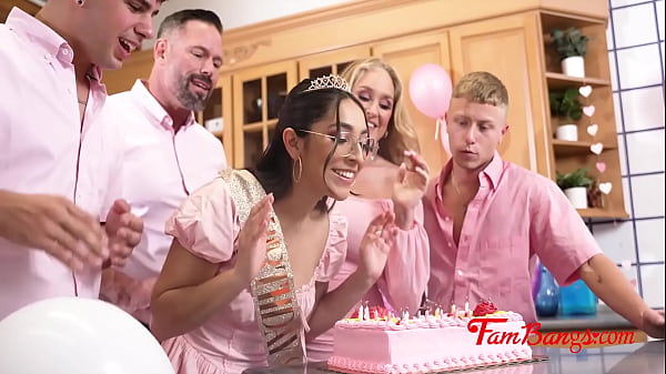 Als sie 18 wurde, verprügelte die Familie sie