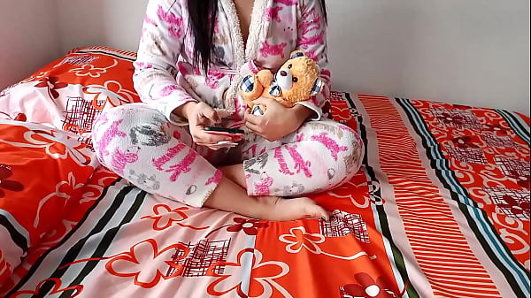 Adolescente corrida realiza vídeo