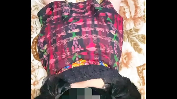 Chapina con corte y tacones