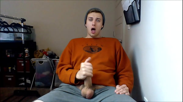 Sehen Sie sich das wunderschöne unbekannte Teenie-Video an