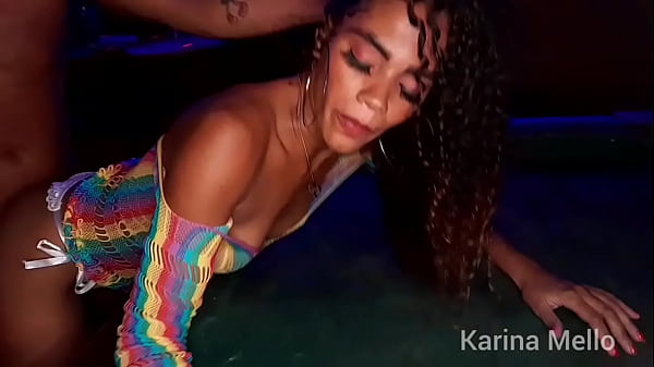 Sexy Latina Teen hat Spaß