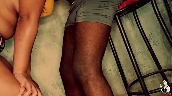 Trailer – ICH HABE MEINEN SCHWARZEN LIEBHABER IM BAU GEFUNDEN UND IHN IN DER ÖFFENTLICHKEIT gelutscht – Chayenhy &amp_ Pele Vip