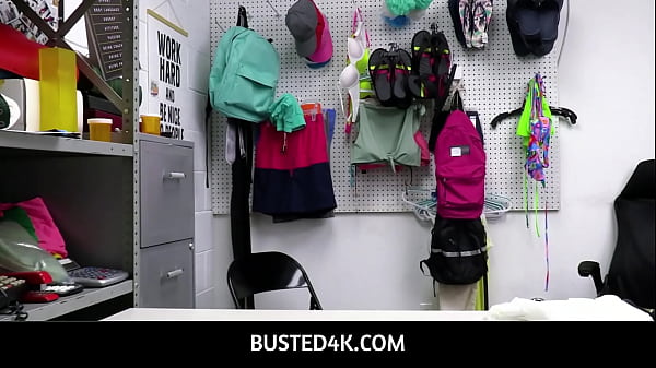 Beautiful Teen shows off teen