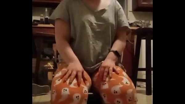 Lovely Teen Girl performs in big_ass