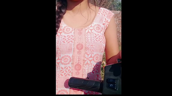 Desi whore was lifted from the street and fucked