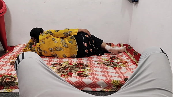 Wild Teen Girl si diverte da adolescente