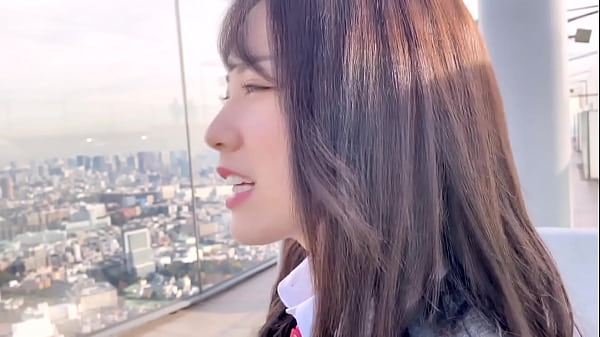 Gonzo Ein Highschool-Mädchen, eine Sex-Ehrenschülerin, die Schwänze zu sehr liebt. Das beste Übernachtungsdate mit dem Leiter des Tennisclubs, der ein kleiner Tsundere ist. Begeistert von dem exquisiten Arsch, dem reichhaltigen Blowjob und dem Dienstsex. https://b