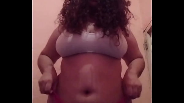 Si registra mentre si masturba per me