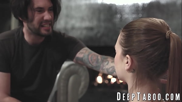 Attractive Jill Kassidy receives pussy pounding from cousin