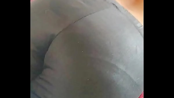 Heißes, hübsches Teenie vergnügt sich - Teenie