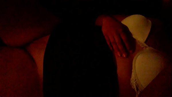 Teen amateur teases Video