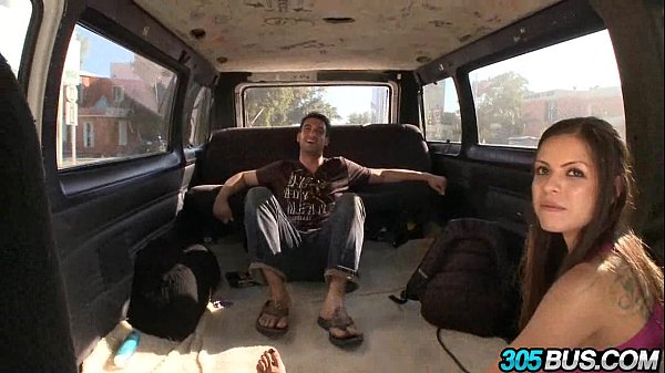 A primeira viagem de Yurizan Beltran no ônibus 25